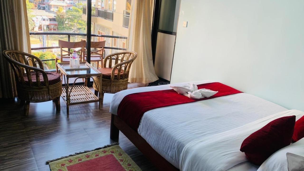 The North Face Inn Pokhara Esterno foto