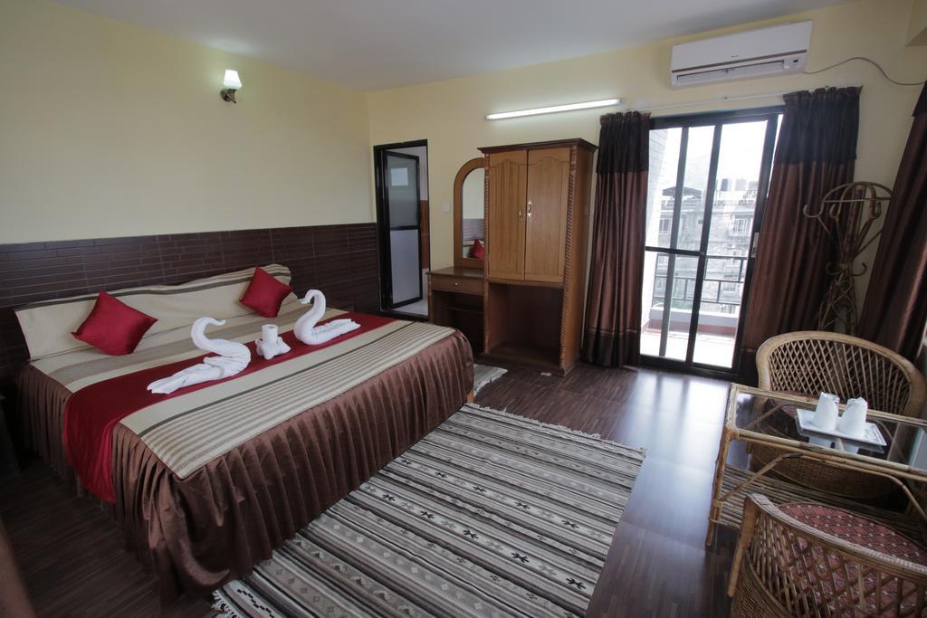 The North Face Inn Pokhara Esterno foto